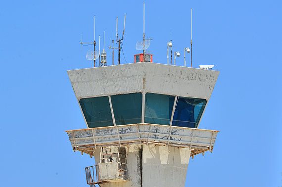 Tower Kontrollturm Fluglotsen Flugsicherung Symbolbild Sujetbild Foto PA Austrian Wings Media Crew