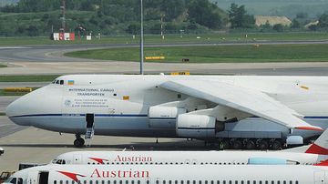 Antonov AN-124 RA-82027 Panzertransport_1 Matthias Laposa