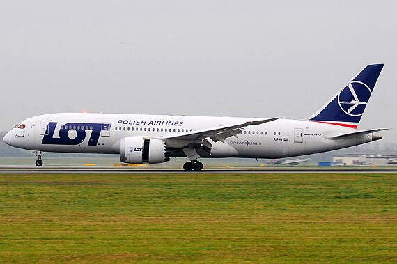 LOT Polish Airlines Boeing 787-8 Dreamliner SP-LRF - Foto Austrian Wings Media Crew