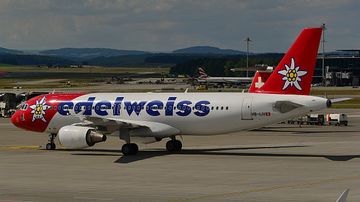 Edelweiss Airbus A320 HB-IJV Foto PA Austrian Wings Media Crew