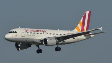 Germanwings Airbus A319 D-AKNQ Foto Huber Austrian Wings Media Crew