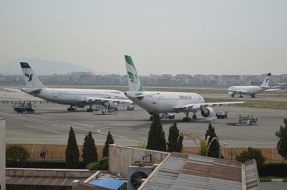 Iran Air Mahan Air 74L (122) Foto Roman Maierhofer