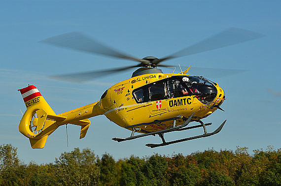 ÖAMTC Christophorus 9 Notarzthubschrauber Eurocopter EC135 OE-XEE_14 Foto PA Austrian Wings Media Crew
