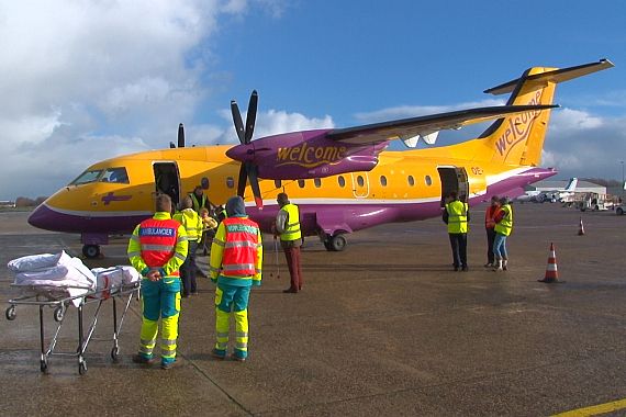 Tyrol Air Ambulance Dornier 328 Gipsbomber am Flughafen Rotterdam - Foto: V-I-P.tv