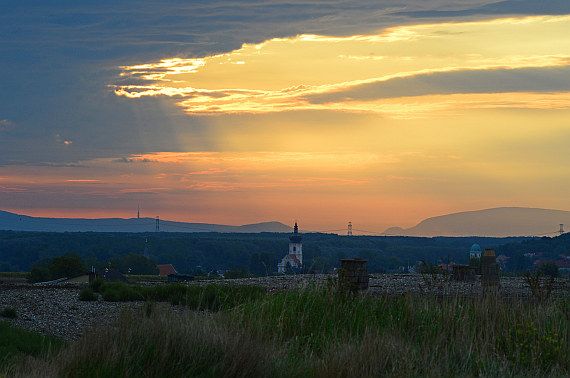 Sonnenaufgang Gott Glaube Religion Gebet Symbolbild Sujetbild Foto PA Austrian Wings Media crew