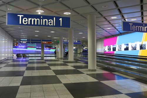Flughafen München Last Minute Schalter öffnungszeiten München erwartet in den Ferien 2,4 Millionen Reisende | Austrian Wings