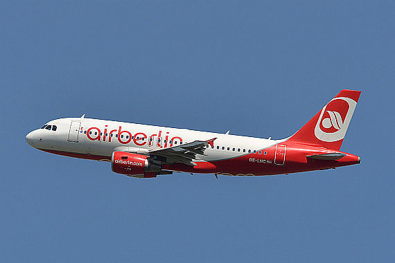 NIKI Airbus A319 in Air Berlin Farben OE-LNC Foto Huber Austrian Wings Media Crew