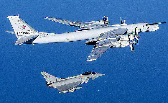 Tupolev Tu-95 Bear Foto RAF