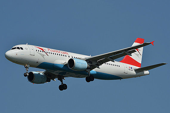 AUA Austrian Airlines Airbus A320 OE-LBT Foto Huber Austrian Wings Media Crew