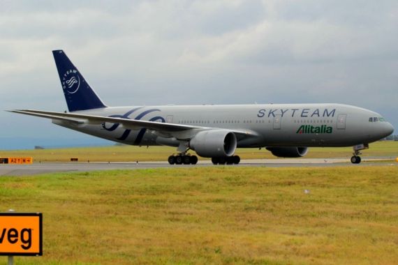 alitalia-boeing-777-200-ei-ddh-skyteam-farben-foto-kevin-schrenk-fuer-austrian-wings_001 alitalia-boeing-777-200-ei-ddh-skyteam-farben-foto-kevin-schrenk-fuer-austrian-wings_001