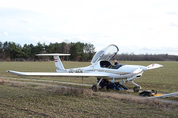 Diamond Executive Club Diamond DA20-A1 Katana OE-ARW Notlandung Burgenland - Foto: Thomas Lenger, monatsrevue.at