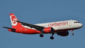 Air Berlin Airbus A320 D-ABZA Foto Huber Austrian Wings Media Crew