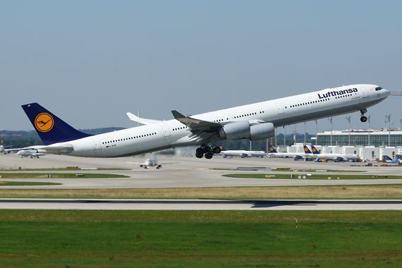 Lufthansa Airbus A340-600 beim Start am Flughafen München - Foto: Christian Zeilinger