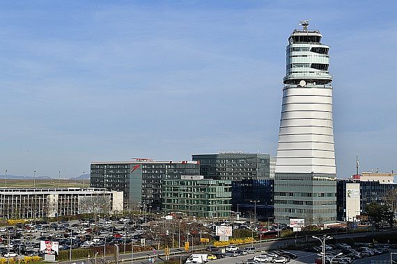 Symbolbild Sujetbild Flughafen Wien Foto Huber Austrian Wings Media Crew