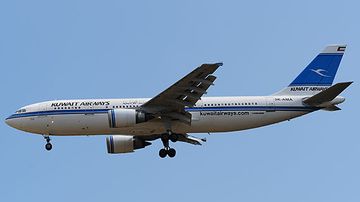 Kuwait Airbus A300-600R 9K-AMA Landeanflug Piste 34 - Foto: PA / Austrian Wings Media Crew