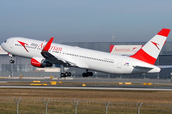 myAustrian AUA Austrian Airlines Boeing 767-300 OE-LAY start - Foto Austrian Wings Media Crew