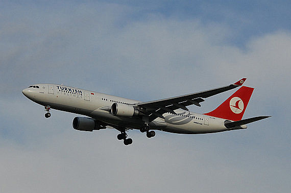 TUrkish Airlines Airbus A330 TC-JNE Foto I. Krebs