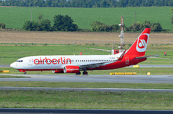 Air Berlin Boeing 737-800 D-ABKT Foto PA Austrian Wings Media Crew