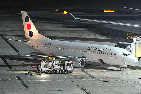 Boeing 737-300 (YU-ANI) von JAT Airways in Wien, Symbolbild - Foto: PA / Austrian Wings Media Crew