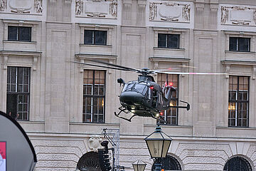 Österreichs Bundesheer zeigt Luftfahrttechnik am Nationalfeiertag auf dem Heldenplatz