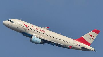 AUA Austrian Airlines Airbus A319 OE-LDG Foto PA Austrian Wings Media Crew