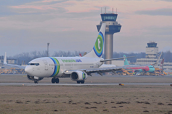 Transavia Boeing 737-700 im Jänner 2014 auf dem Flughafen Salzburg PH-XRV Foto PA Austrian Wings Media Crew