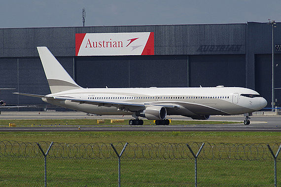 P4-MES Boeing 767 Roman Abramowitsch Martin Oswald_001