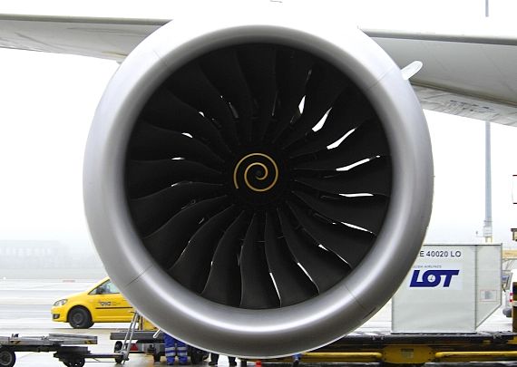 Rolls Royce Trent 1000 Triebwerk Boeing 787 Dreamliner LOT Foto PA Austrian Wings Media Crew