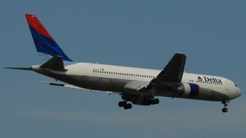 Delta Boeing 767-300ER N174DZ_1 Foto PA Austrian Wings Media Crew