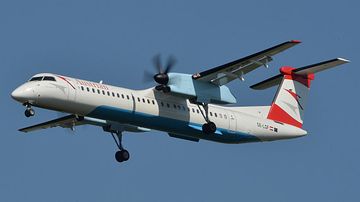 AUA Austrian Airlines Bombardier Q400 OE-LGF Foto Huber Austrian Wings Media Crew