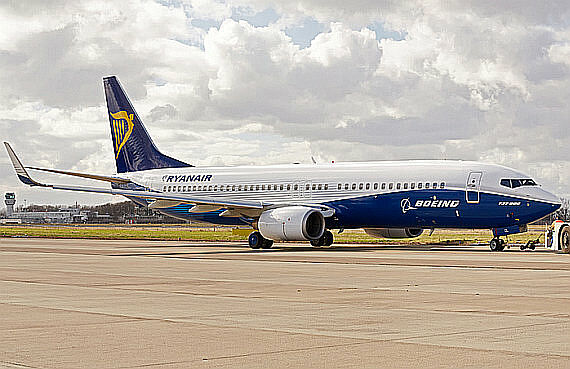 Ryanair Boeing 737 Boeing-Sonderlackierung Foto Boeing