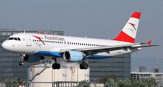 AUA Airbus A320, OE-LBT, bei der Landung in Wien (Symbolbild) - Foto: Austrian Wings Media Crew