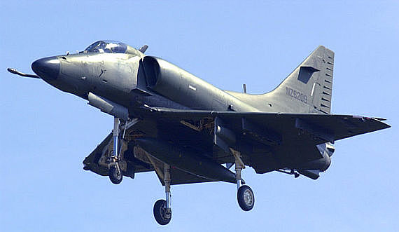 A-4K Skyhawk von Draken International - Foto: www.drakenintl.com/