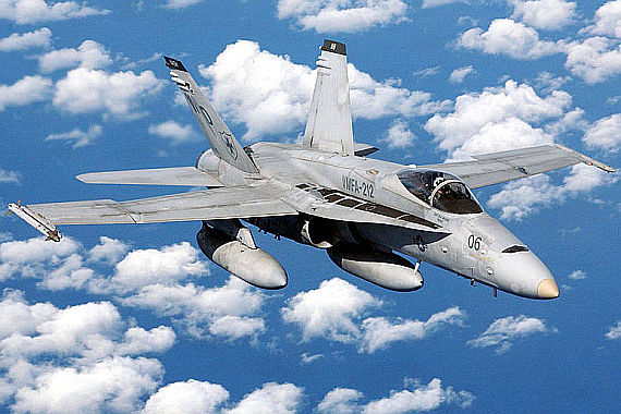 FA-18 US Streitkräfte Symbolbild Foto LCPL JOHN MCGARITY USMC