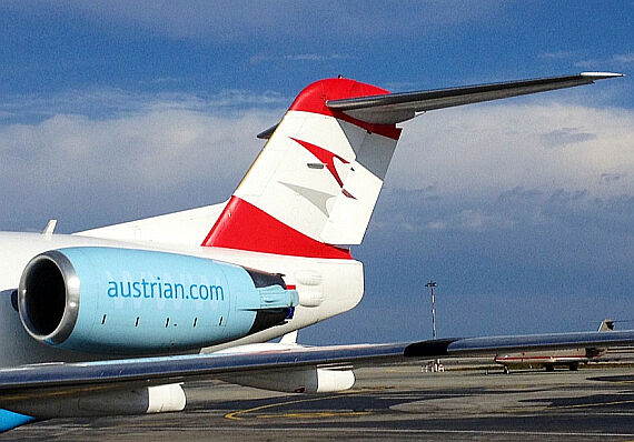 AUA Fokker Heckflosse Symbolfoto