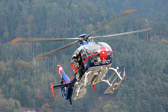 Flugpolizei Flughafenfest Innsbruck LOWI 26.10.14 BMI EC 135 OE-BXY Cobra 02 Foto Christian Schöpf