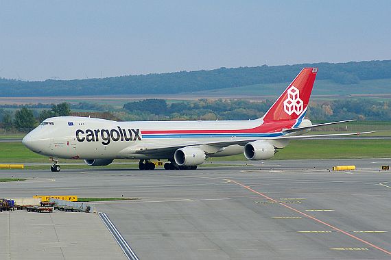 Cargolux_B747-8F_LX-VCD_VIE_12OKT13 Credit Martin Oswald