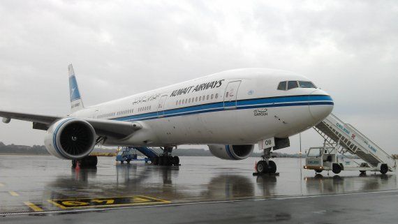 Kuwait Airways Boeing 777-200ER 9K-AOB in Wien ZVG