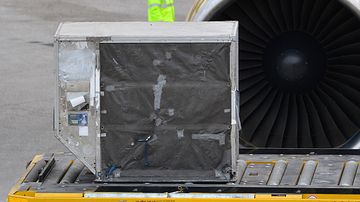 Luftfracht Container Cargo Aircargo Luftfrachtcontainer Foto PA Austrian Wings Media Crew