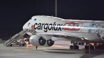DSC_0350 First Landing Cargolux Boeing 747-8F LX-VCM special 45yrs clrs at VIE on 17102015 Credit Patrick Huber Austrian Wings