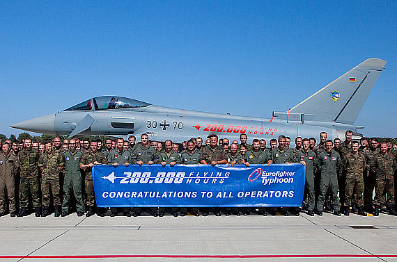Eurofighter Typhoon 200000 Flugstunden Foto EADS