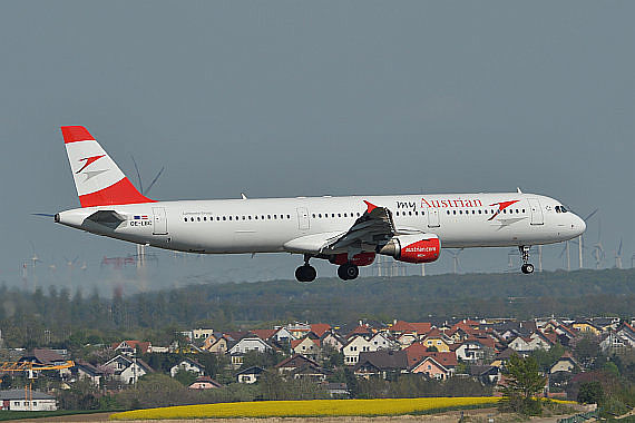 MyAustrian AUA Austrian Airlines Airbus A321 OE-LBC Foto Huber Austrian Wings Media Crew_2