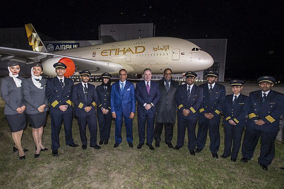 Etihad Airways erster A380 neue Lackierung Foto Airbus