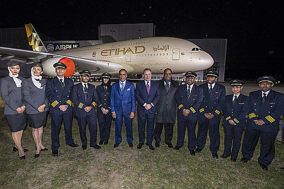 Etihad Airways erster A380 neue Lackierung Foto Airbus
