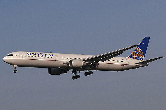 United Boeing 767-400 Foto Paul BAnnwarth