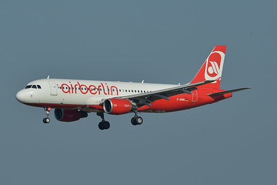 Air Berlin Airbus A320 D-ABNE Foto Huber Austrian Wings Media Crew
