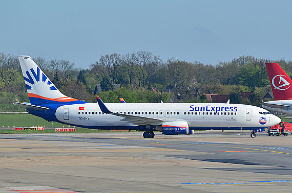 Boeing 737-800 SunExpress TC-SNY Foto PA Austrian Wings Media Crew