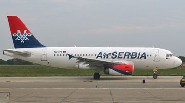 Airbus A319 von Air Serbia am Flughafen Belgrad - Foto: Christian Zeilinger