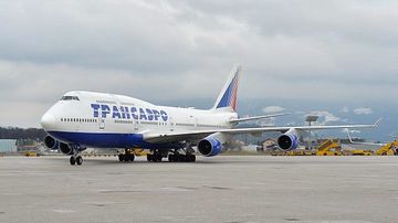 744UN131 Transaero Boeing 747-400 Salzburg Foto Austrian Wings Media Crew