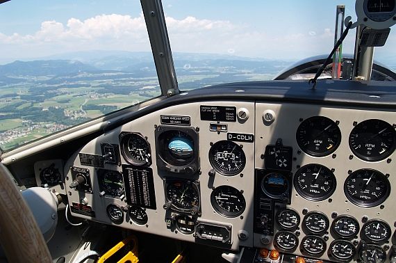 Cockpit Junkers Ju-52 Tante Ju D-AQUI D-CDLH Deutsche Lufthansa Berlin-Stiftung-Foto-PA-Austrian-Wings-Media-Crew